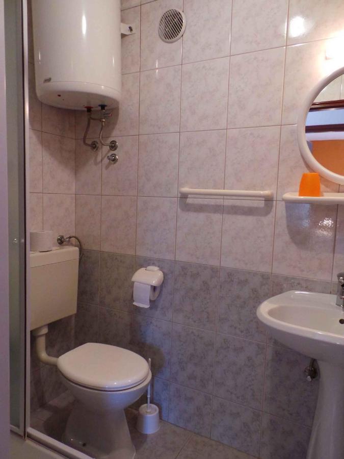 Apartment In Valbandon/Istrien 11261 Екстер'єр фото
